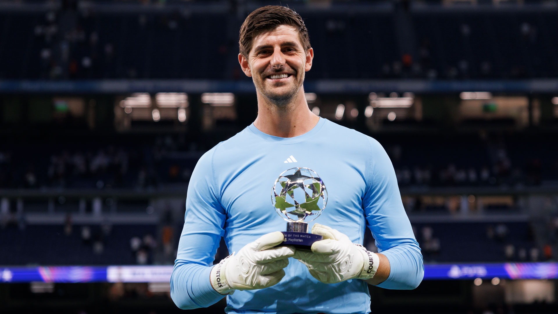 Courtois giành giải Cầu thủ hay nhất trận Real Madrid 3-1 Stuttgart trong ngày ra quân Champions League hôm 17/9. Ảnh: Real Madrid